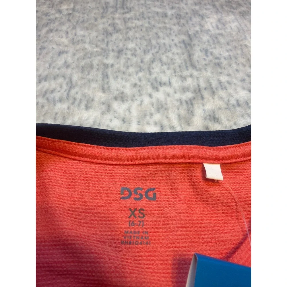 DSG Youth Basketball T‎ Shirt Coral Navy Blue Short Sleeve Tee XS NWT